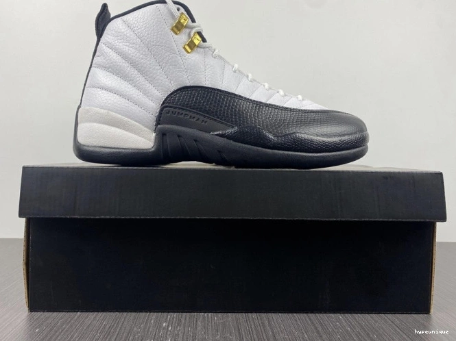 HYPE (2013) Taxi 130690-125 12 Retro Jordan 0823